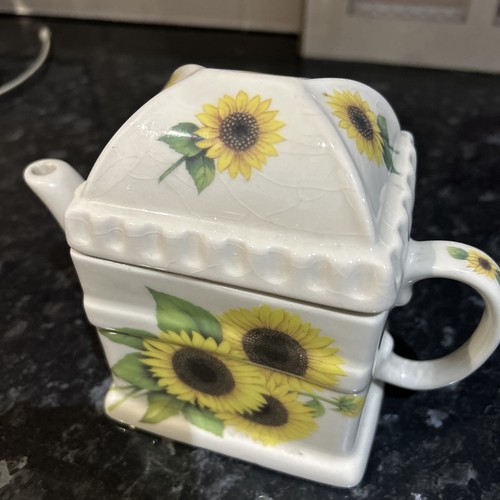 Doug hague sunflower tea - hague,