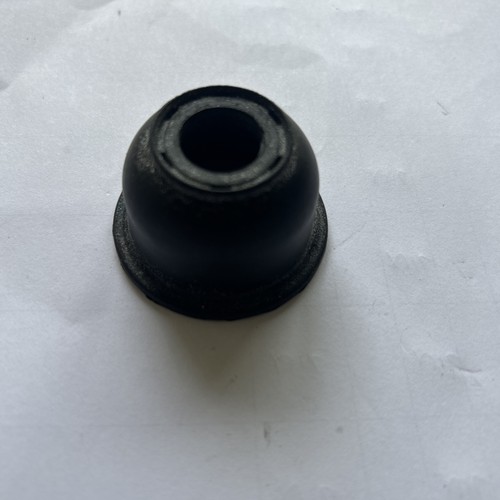 Ball joint front lower dust