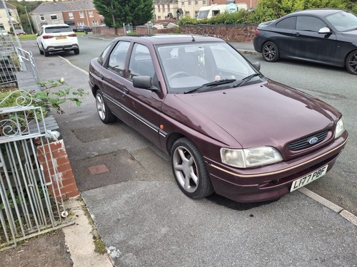 Ford escort sapphire - ford,