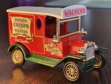 🚚 Lledo Walkers Crisps