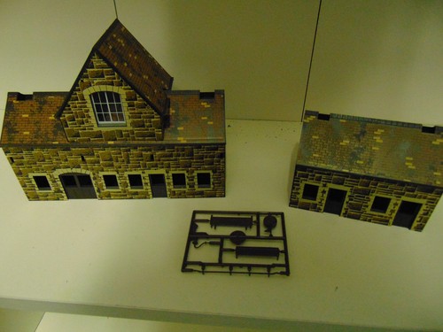 Hornby brown stone - stone, booking