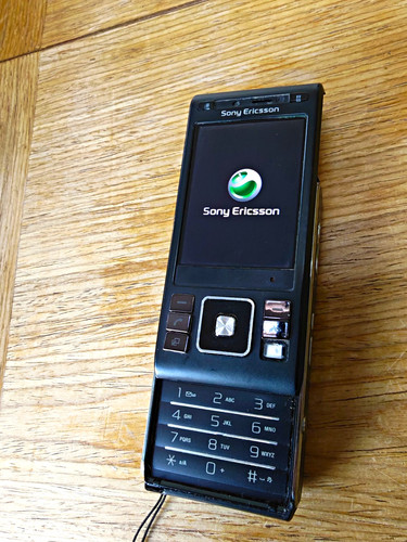 Sony ericsson c905 cyber shot - ericsson, cyber-shot