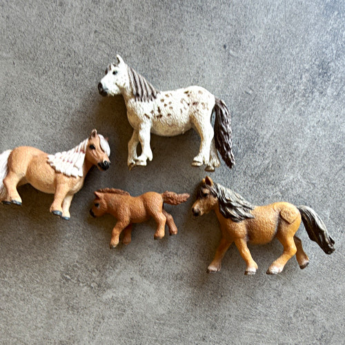 Schleich mini pony bundle