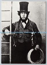 D326450 Birmingham lineman carried tools inside his top hat. British Telecom Lon