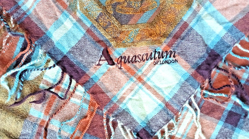 Aquascutum large wool silk - large,
