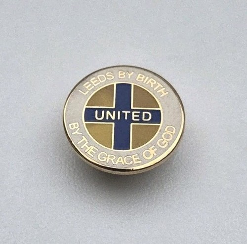 Leeds united pin badge - leeds,