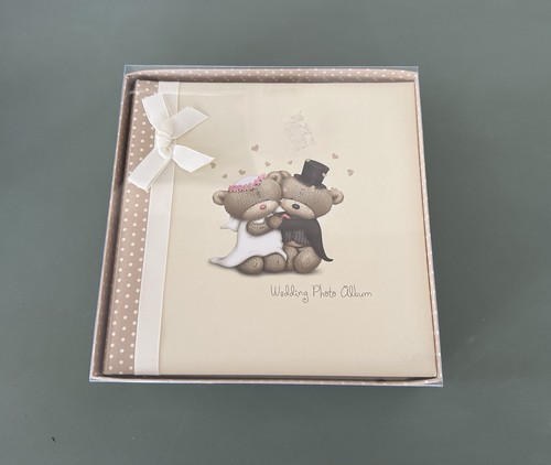 Hugs wedding photo album - hugs,