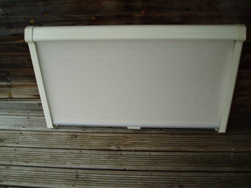 Caravan blind 107 - 107.5cm, x