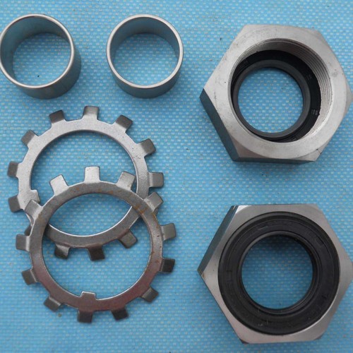 Rear hub bearing - hub,