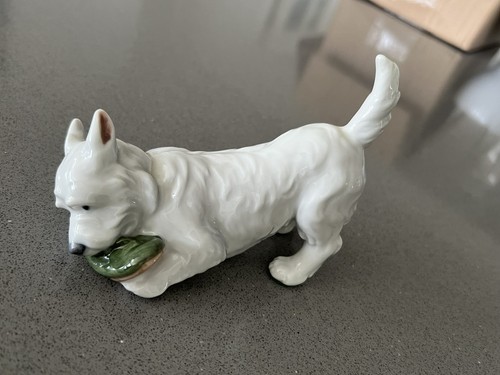 Royal copenhagen dog - dog, figurine