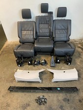 Discovery rear seat black - 4,