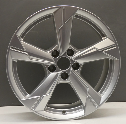 Audi silver alloy - c8,