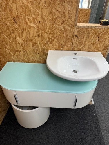 Laufen wall hung basin - , unit