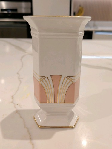 Vintage art deco royal - deco, winton
