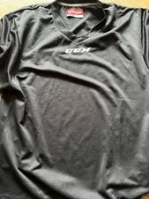 men’s senior ice hockey kit. all equipment bar skates. can be sold separately