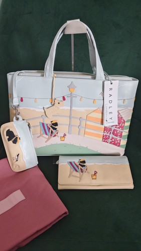 Rare beside the seaside 2010 - rare,