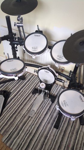 Roland td1 electric drum kit - roland,