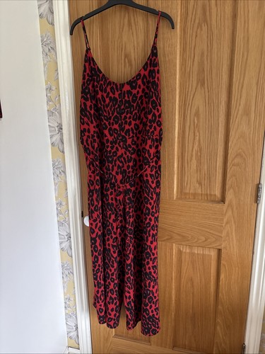 New look size red - new, animal