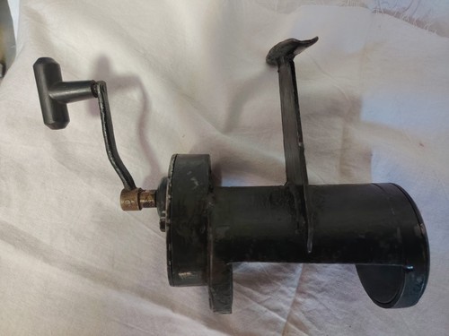 Home made old fishing reel