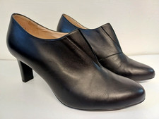 Peter Kaiser Black Leather