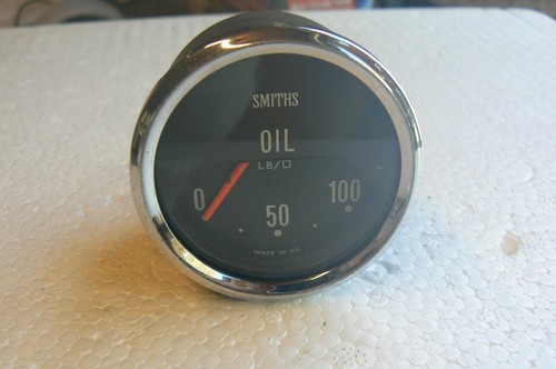 Smiths oil pressure gauge - smiths,