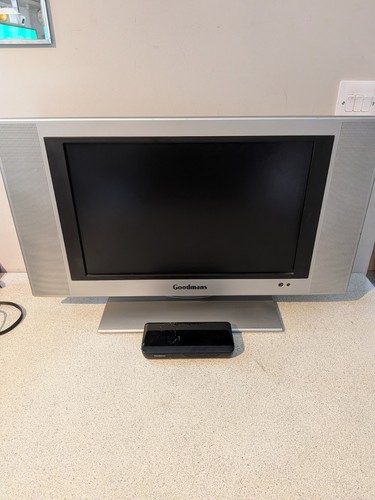 Goodmans ld1925w lcd tv - goodmans,