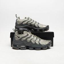 NIKE VaporMax Plus Men's Green SIZE 8 Trainers