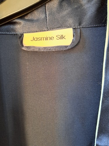 100 silk navy - 100%, gown