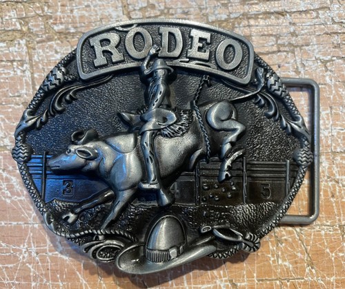 Rodeo cowboy metal belt buckle - belt,