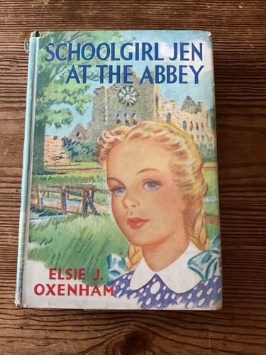 Schoolgirl jen the abbey - jen, at
