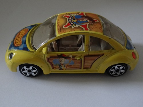 Burago volkswagen new beetle - burago,