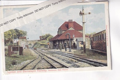 Blackmoor gate railway station - gate,
