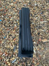 CARAVAN TWIN AXLE   WHEEL ARCH