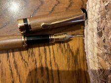 Wood Grain Fountain Pen with iridium gold nib as pictured in excellent condition