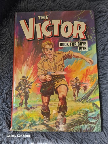 The victor book for boys - the, 1976