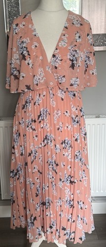Bnwot ladies stunning coral - ladies,