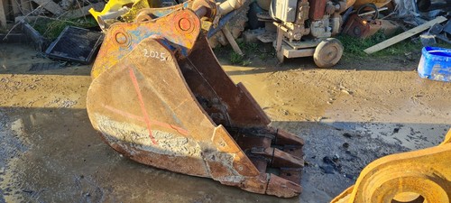 600mm excavator digging bucket - 600mm,