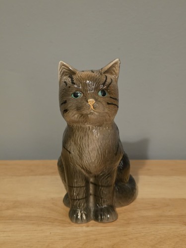 Vintage kitsch ceramic - kitsch, tabby