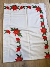 Vintage Large Christmas Embroidered Tablecloth & Napkin Set - Poinsetta Design