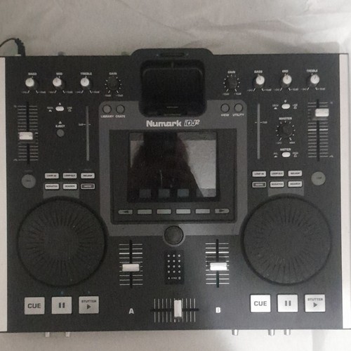 Numark idj2 powers with - idj2, up,