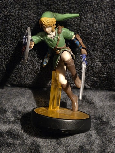 Super smash bros link amiibo - bros,