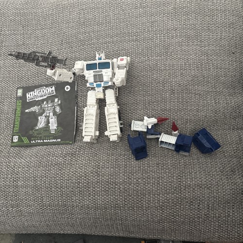 Transformers ultra magnus war - transformers,