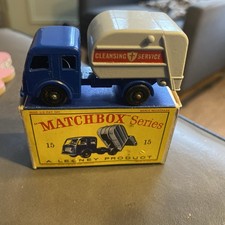 Matchbox Series Lesney No15 Refuse  Truck MINT IN a nice original box 