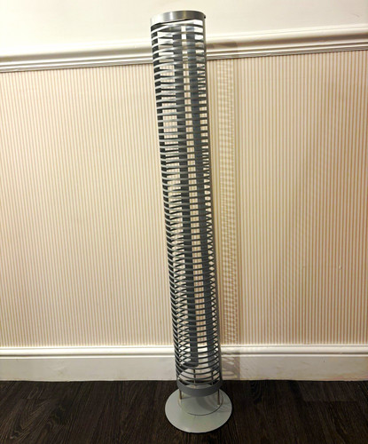 Tall freestanding metal - metal, cd
