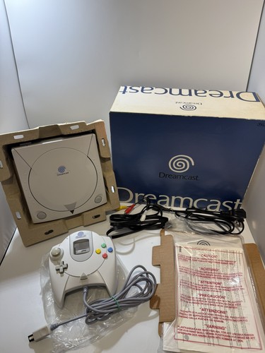 Sega dreamcast console - console, boxed