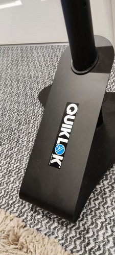 Quiklok speaker stands - 2,