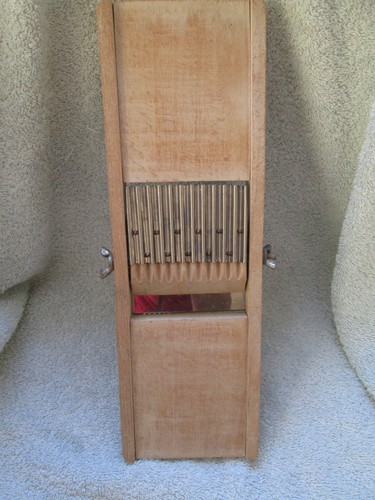 Vintage wood mandolin - vintage,