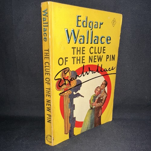 Vintage crime the clue - pb, of