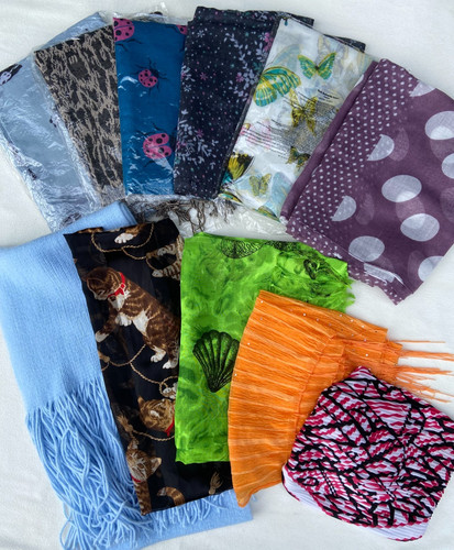 Various unbranded scarves - various,