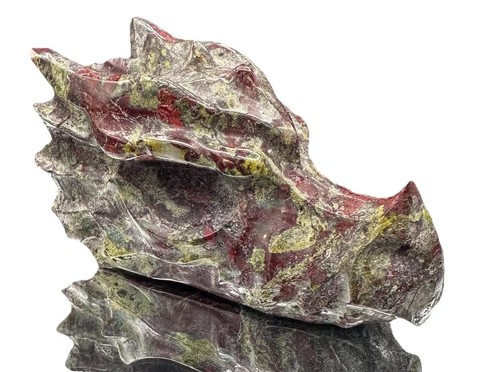 Crystal dragon head - crystal, dragons